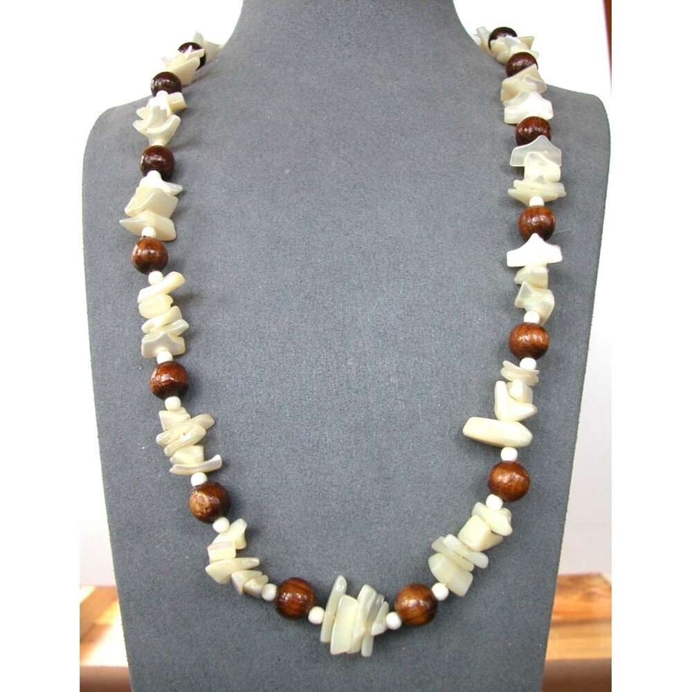 Vintage 22" Mother of Peral & Wood Beaded Necklace 22"